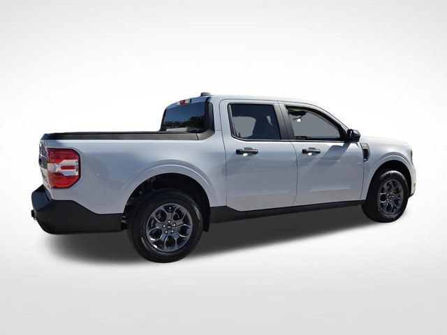 Certified 2025 Ford Maverick XLT w/ XLT Luxury Package AWD/4WD image 9