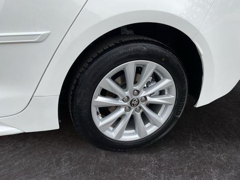 Used 2025 Toyota Corolla LE w/ LE Premium Package FWD image 7