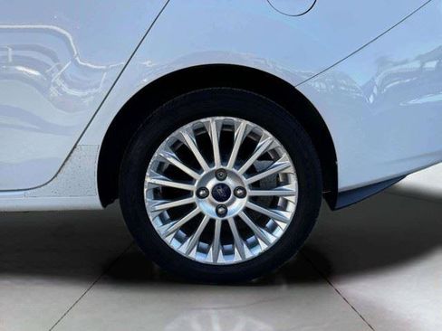 Used 2014 Ford Fiesta Titanium FWD image 48