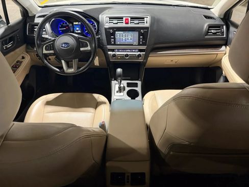Used 2015 Subaru Outback 2.5i Limited AWD/4WD image 8