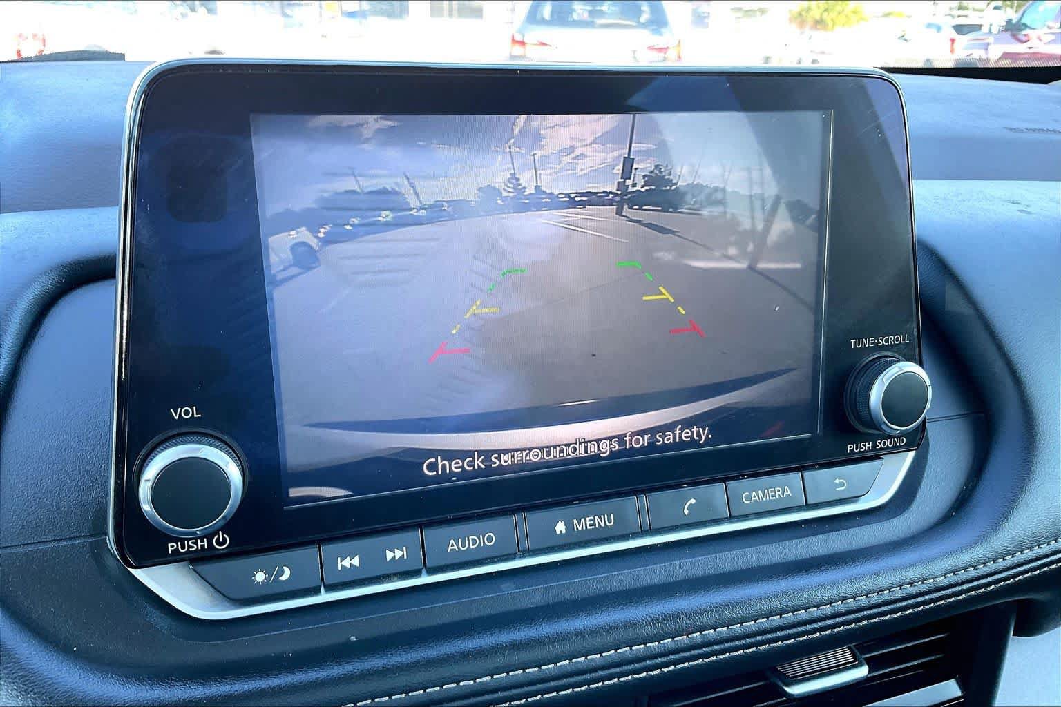 Used 2023 Nissan Rogue SV FWD image 28