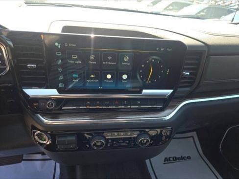 New 2025 Chevrolet Silverado 1500 LT image 18