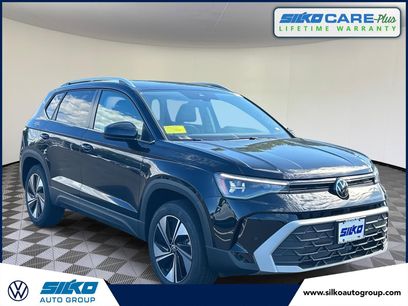 New 2025 Volkswagen Taos SE