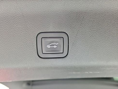 Certified 2025 Cadillac Escalade Sport w/ Touring Package AWD/4WD image 9
