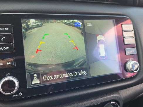 Used 2024 Nissan Kicks SR FWD image 19