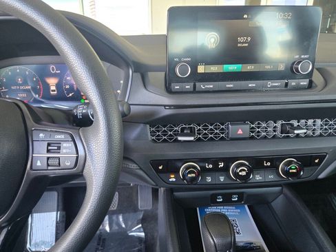 Certified 2023 Honda Accord EX image 14