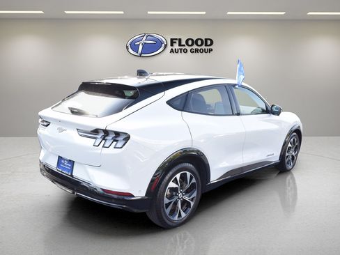 Certified 2023 Ford Mustang Mach-E Premium AWD/4WD image 4