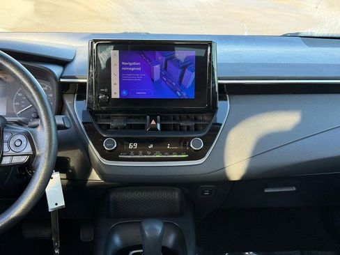 Certified 2023 Toyota Corolla LE image 14