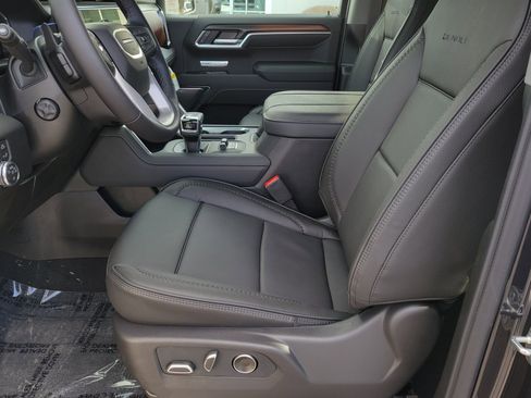New 2026 GMC Sierra 1500 Denali image 6