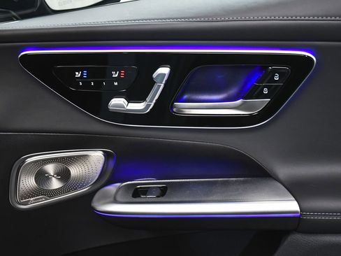 Used 2025 Mercedes-Benz GLC 63 AMG S image 19