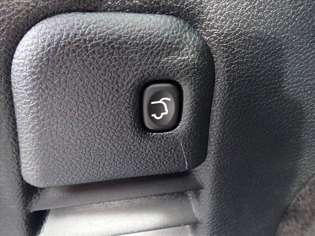 Used 2019 Jeep Grand Cherokee High Altitude AWD/4WD image 9