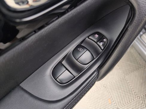 Used 2019 Nissan Rogue Sport SV w/ All-Weather Package image 36