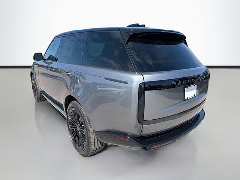 New 2026 Land Rover Range Rover SE image 3
