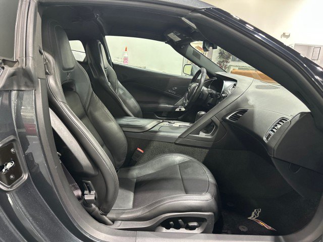 Used 2017 Chevrolet Corvette Stingray Coupe RWD image 47