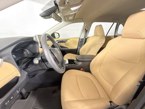 Certified 2025 Toyota RAV4 LE FWD image 3