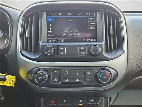 Used 2020 Chevrolet Colorado LT image 14