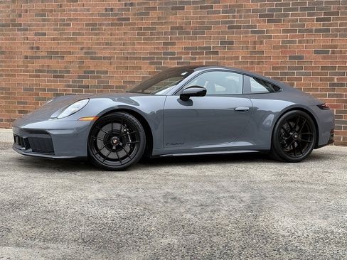 Used 2026 Porsche 911 GTS image 1