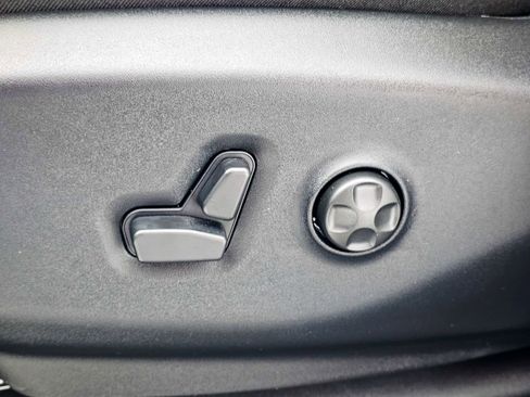 New 2026 Chrysler Pacifica Select FWD image 15