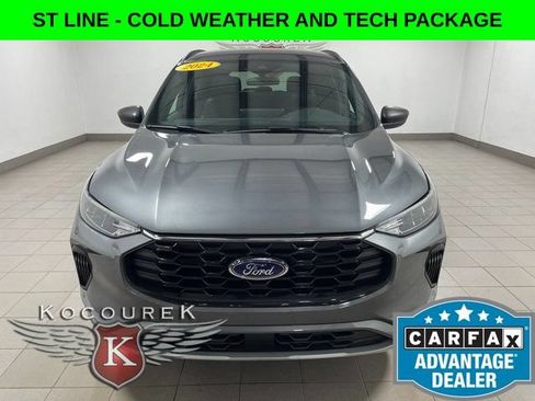 Used 2024 Ford Escape ST-Line w/ Tech Pack #1 AWD/4WD image 2