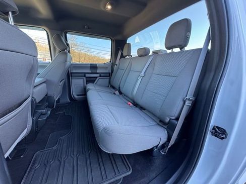 Used 2019 Ford F150 XLT w/ Trailer Tow Package image 11