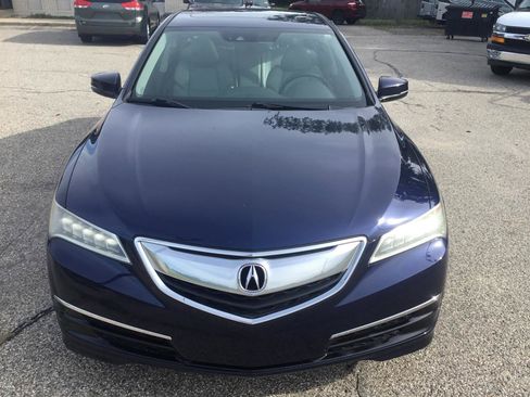 Used 2017 Acura TLX w/ Technology Package FWD image 2