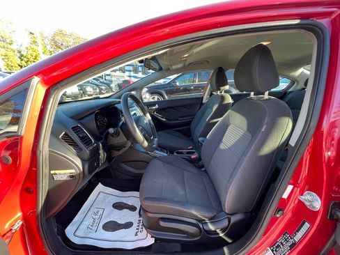 Used 2018 Kia Forte S FWD image 10