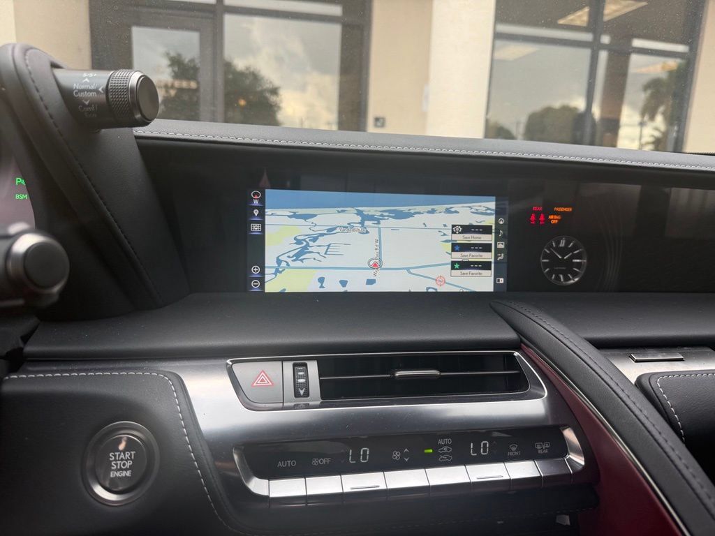 Used 2018 Lexus LC 500 Coupe w/ Touring Package RWD image 2