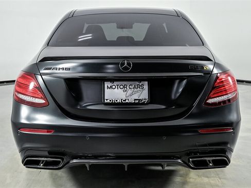 Used 2018 Mercedes-Benz E 63 AMG S image 8