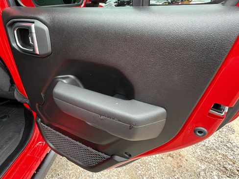 Used 2025 Jeep Wrangler Unlimited Sport S 4xe AWD/4WD image 20
