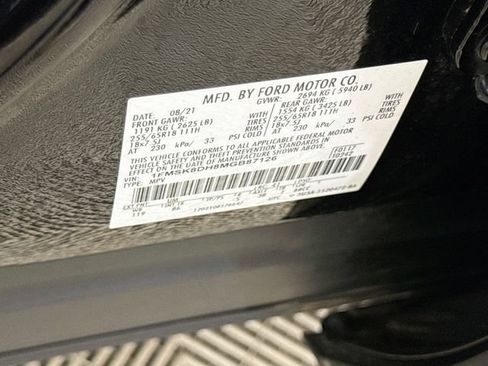 Used 2021 Ford Explorer XLT w/ Class III Trailer Tow Package AWD/4WD image 32