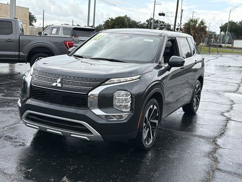Used 2024 Mitsubishi Outlander SE FWD image 7