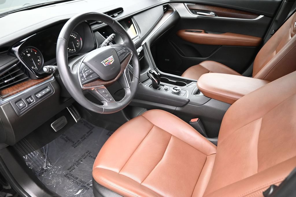 Certified 2023 Cadillac XT5 Sportv w/ Technology Package AWD/4WD image 10