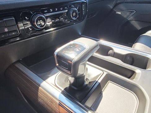 Used 2023 Chevrolet Silverado 1500 LT Trail Boss w/ LT Trail Boss Premium Package AWD/4WD image 15