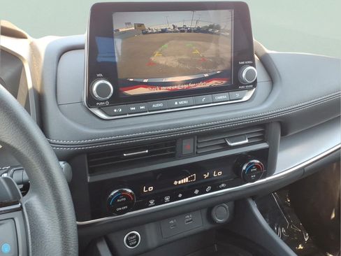 Certified 2023 Nissan Rogue SV AWD/4WD image 20