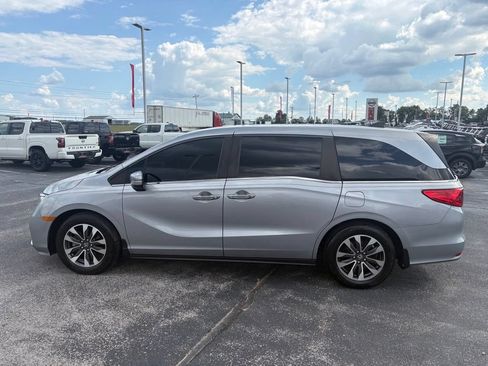 Used 2022 Honda Odyssey EX-L image 11