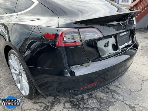 Used 2019 Tesla Model 3 Performance image 83