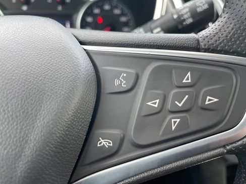 Used 2023 Chevrolet Equinox LT image 21