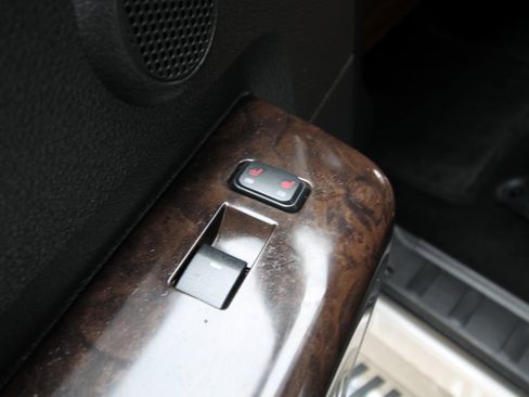 Used 2016 Ford F250 Platinum w/ FX4 Off-Road Package image 50