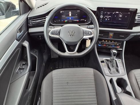 Used 2025 Volkswagen Jetta S image 12