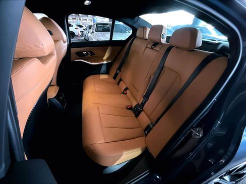 Certified 2025 BMW 330i Sedan image 19