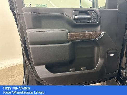 Used 2023 GMC Sierra 2500 Denali w/ Denali Black Diamond Edition image 32