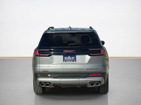 Used 2025 GMC Acadia Elevation image 6