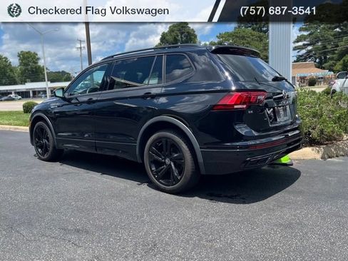 Used 2023 Volkswagen Tiguan SE R-Line AWD/4WD image 6