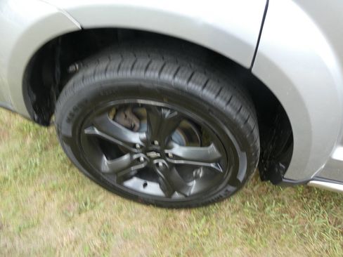 Used 2018 Dodge Journey Crossroad image 27