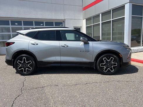 Used 2023 Chevrolet Blazer RS w/ Driver Confidence II Package AWD/4WD image 14