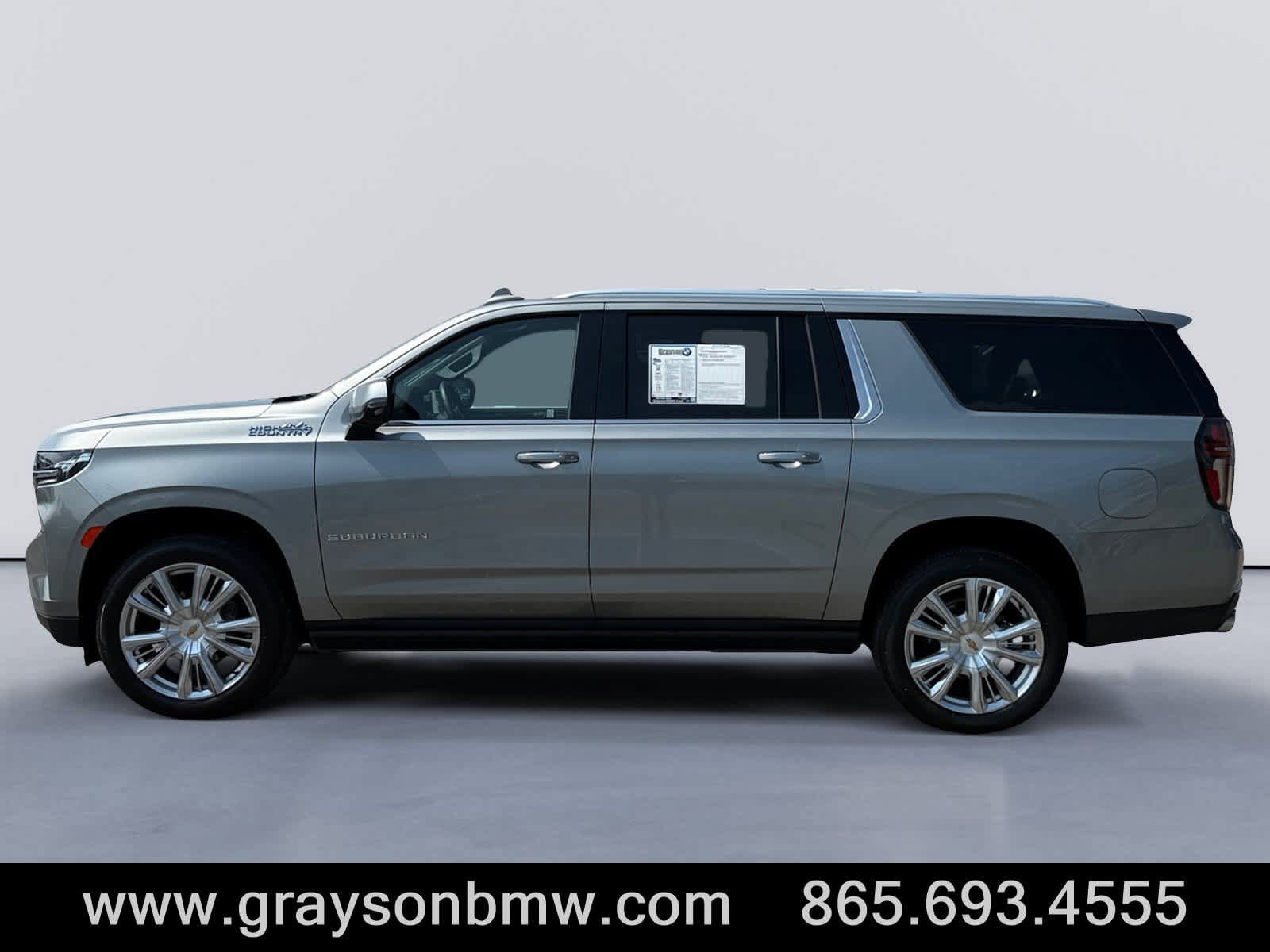 Used 2024 Chevrolet Suburban High Country w/ Premium Package AWD/4WD image 6