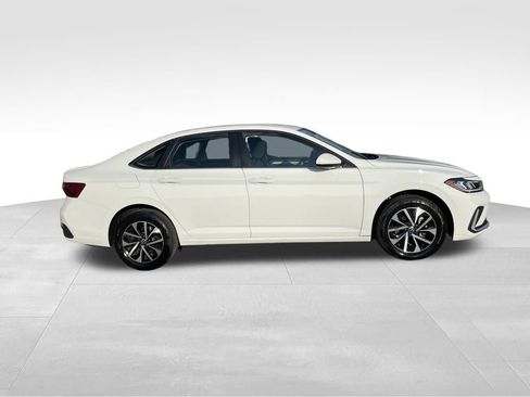Used 2025 Volkswagen Jetta S FWD image 4