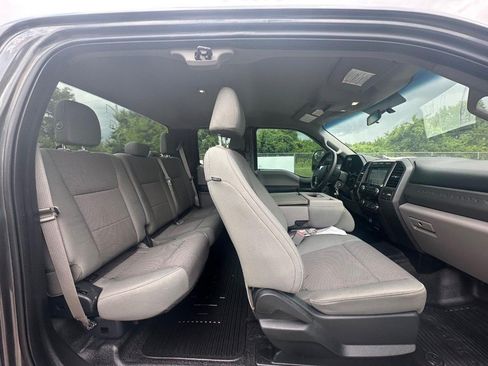 Used 2017 Ford F350 XL w/ Power Equipment Group AWD/4WD image 13