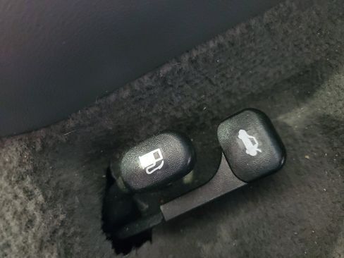 Used 2023 Hyundai Elantra SEL image 30