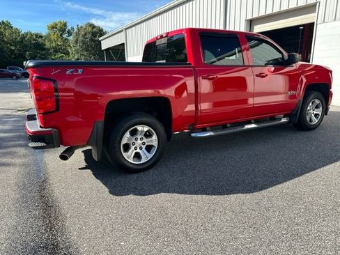Used 2018 Chevrolet Silverado 1500 LT w/ Texas Edition AWD/4WD image 5